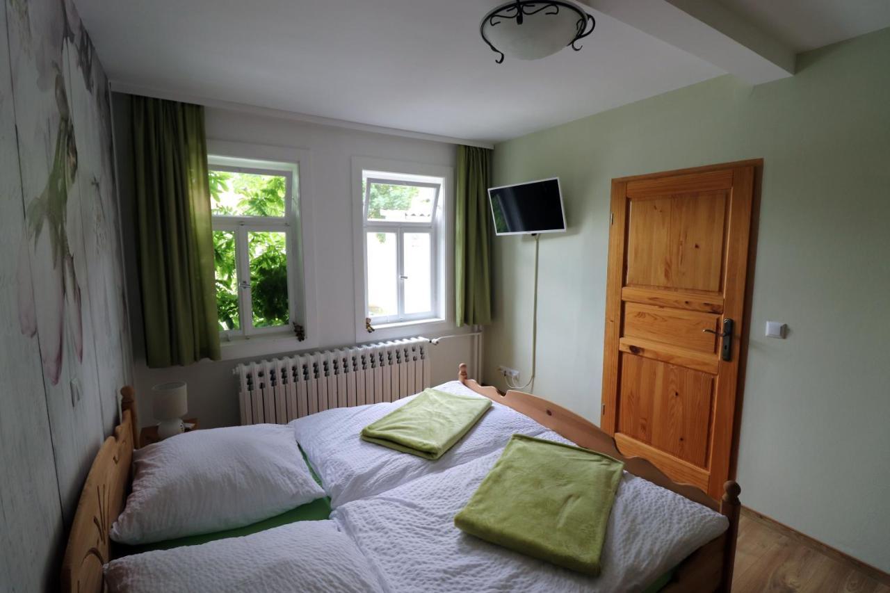 ארפורט Ferienwohnung Zum Rotem Karpfen מראה חיצוני תמונה