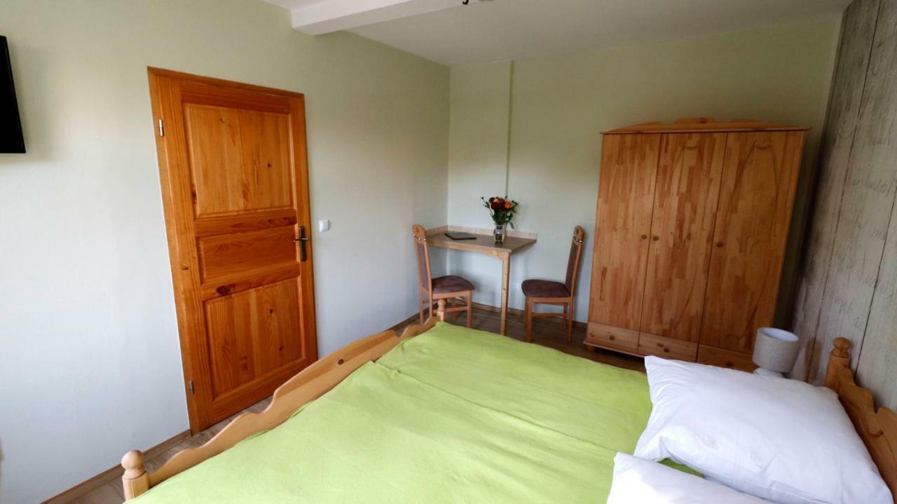 ארפורט Ferienwohnung Zum Rotem Karpfen מראה חיצוני תמונה